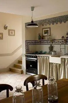 Les Hautes Bruyeres 3* Ecully