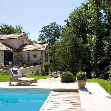 Les Hautes Bruyeres 3*