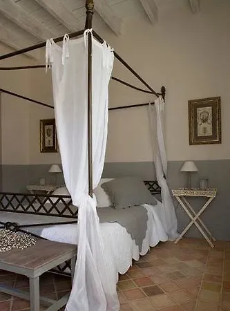 Les Hautes Bruyeres Guest house Ecully