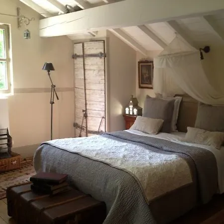 Les Hautes Bruyeres 3* Ecully