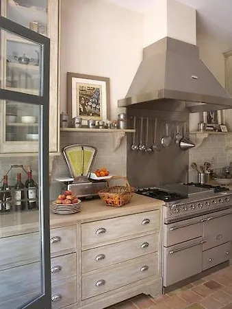 Les Hautes Bruyeres Guest house