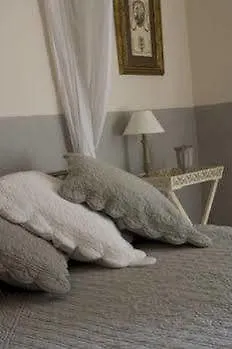 Les Hautes Bruyeres Guest house 3*
