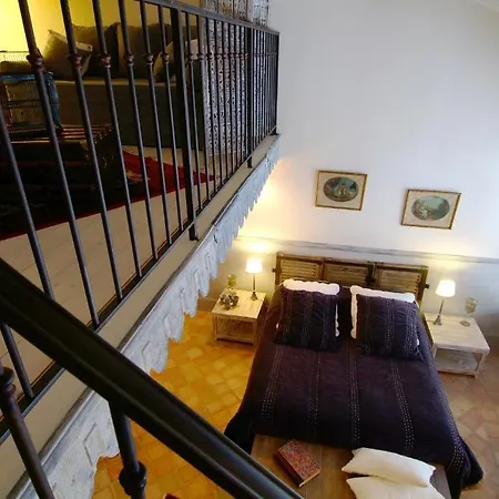 Les Hautes Bruyeres 3* Ecully