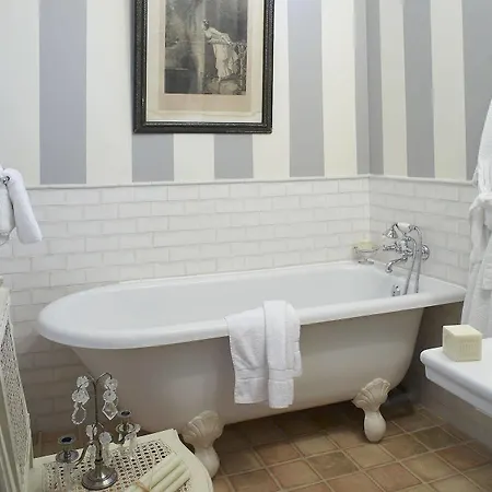 Les Hautes Bruyeres Guest house