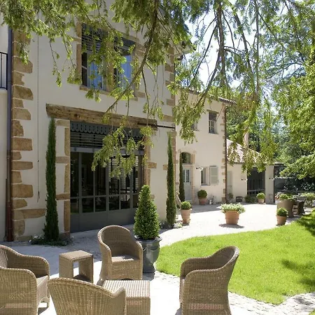 Les Hautes Bruyeres Guest house 3*